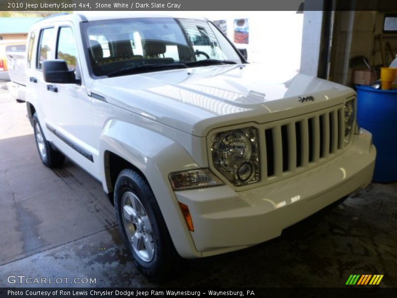 Stone White / Dark Slate Gray 2010 Jeep Liberty Sport 4x4