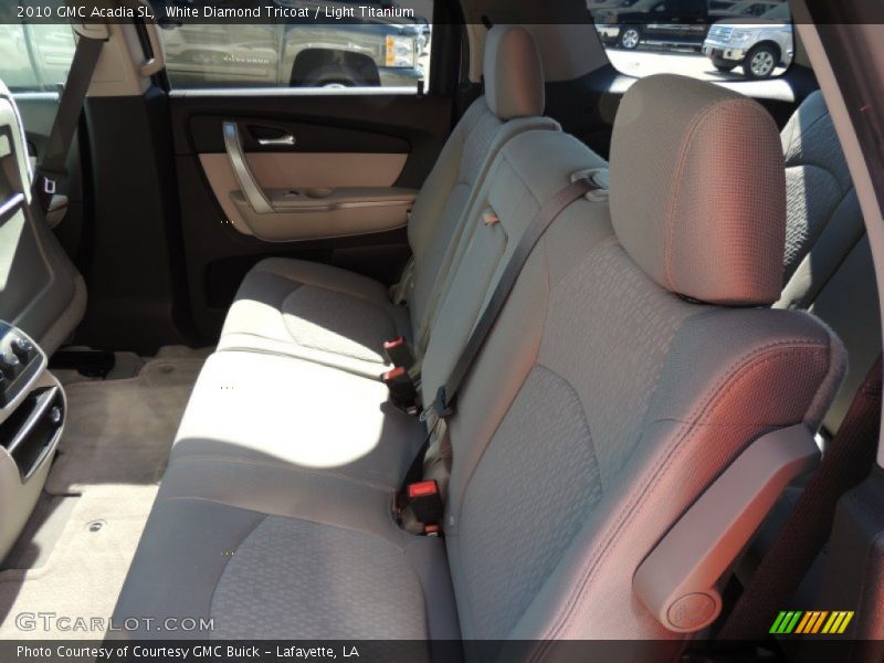 White Diamond Tricoat / Light Titanium 2010 GMC Acadia SL