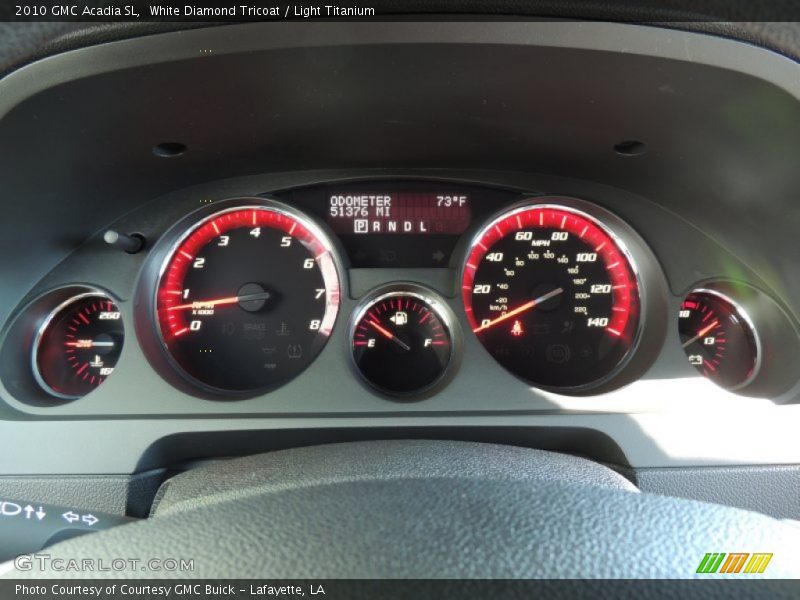 White Diamond Tricoat / Light Titanium 2010 GMC Acadia SL