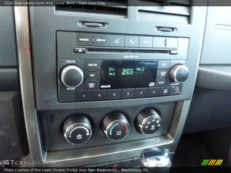 Stone White / Dark Slate Gray 2010 Jeep Liberty Sport 4x4