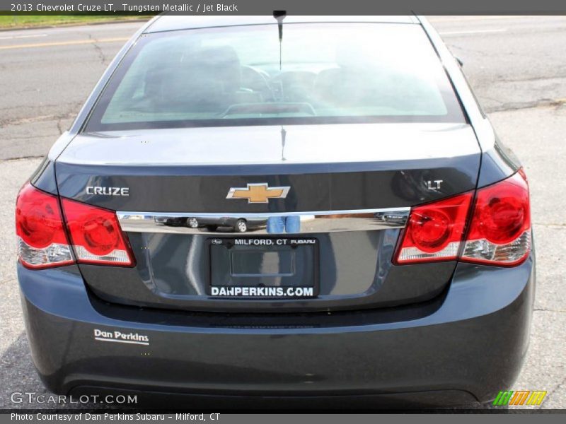 Tungsten Metallic / Jet Black 2013 Chevrolet Cruze LT