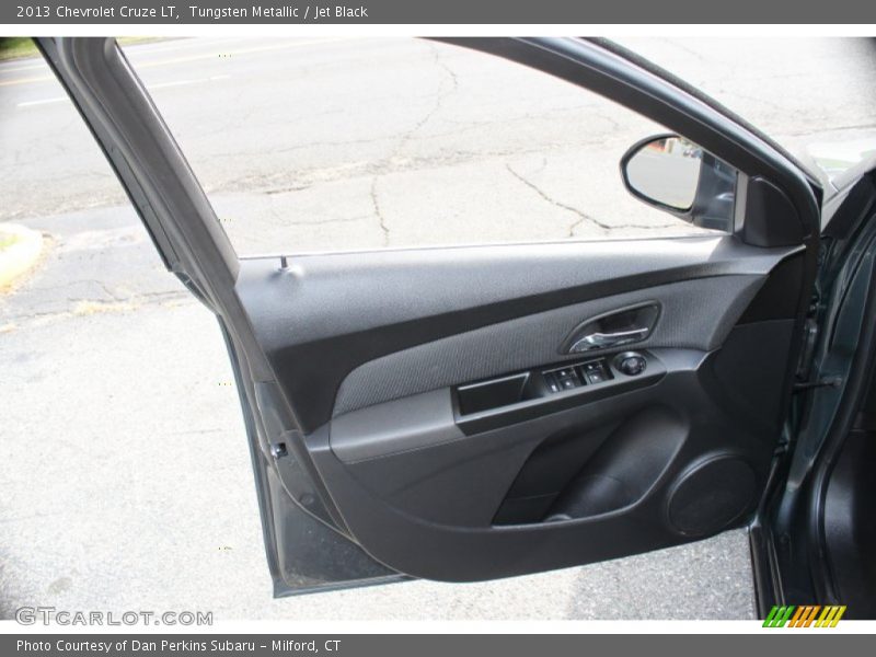 Tungsten Metallic / Jet Black 2013 Chevrolet Cruze LT