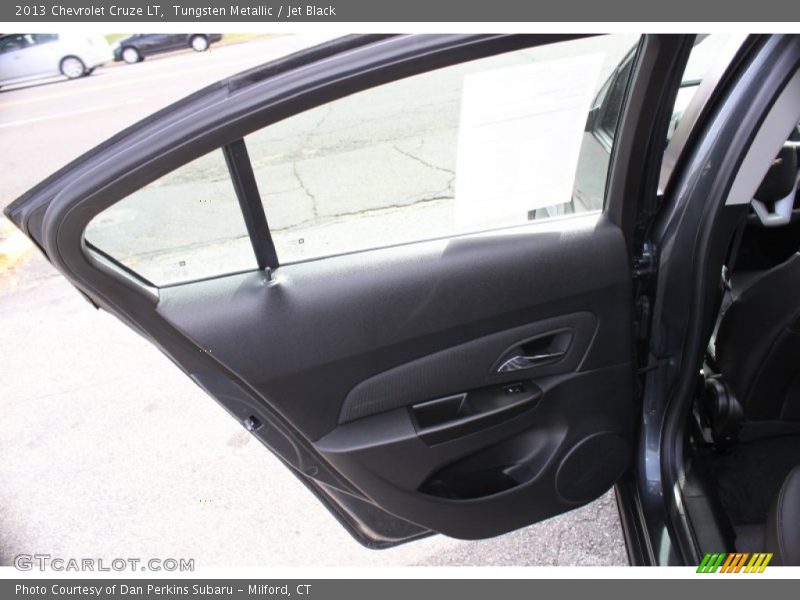 Tungsten Metallic / Jet Black 2013 Chevrolet Cruze LT