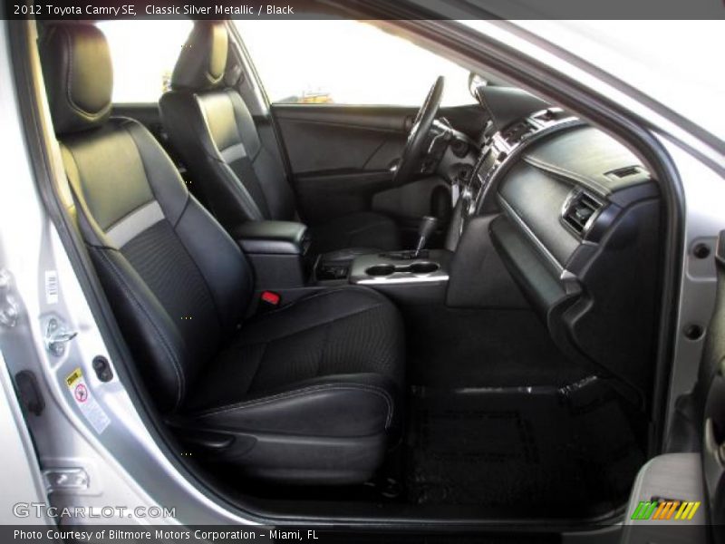 Classic Silver Metallic / Black 2012 Toyota Camry SE
