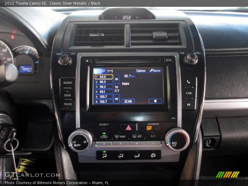 Classic Silver Metallic / Black 2012 Toyota Camry SE