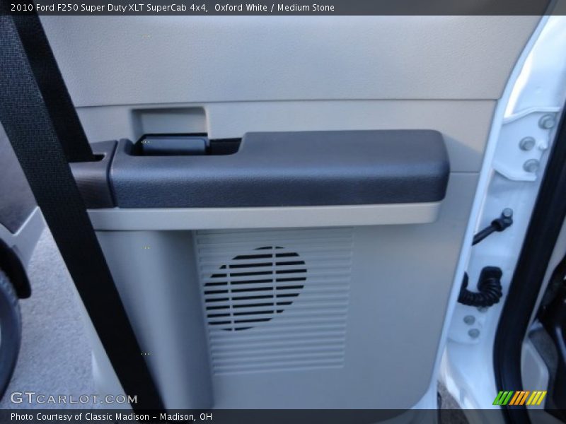 Oxford White / Medium Stone 2010 Ford F250 Super Duty XLT SuperCab 4x4