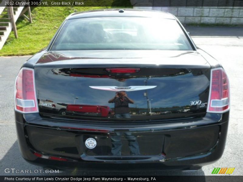 Gloss Black / Black 2012 Chrysler 300 S V8
