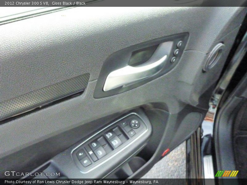 Gloss Black / Black 2012 Chrysler 300 S V8