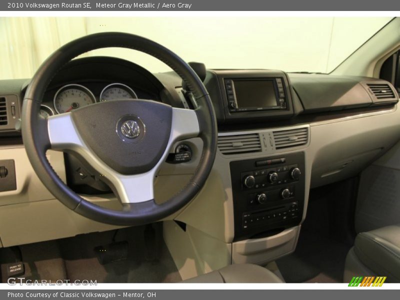 Dashboard of 2010 Routan SE