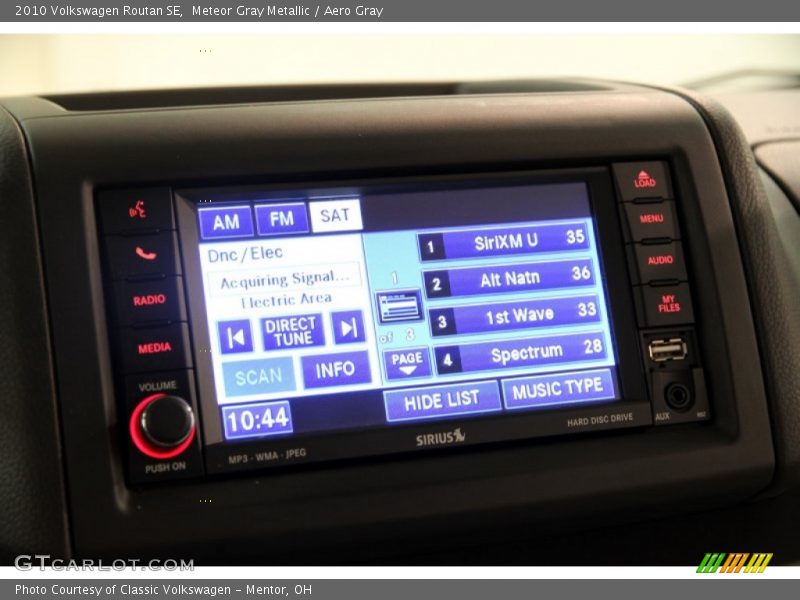 Audio System of 2010 Routan SE
