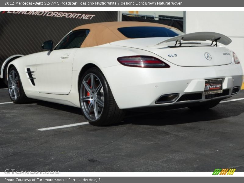 designo Mystic White / designo Light Brown Natural Woven 2012 Mercedes-Benz SLS AMG Roadster