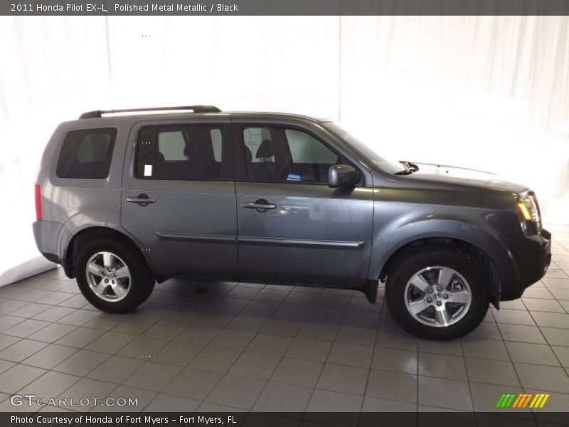 Polished Metal Metallic / Black 2011 Honda Pilot EX-L