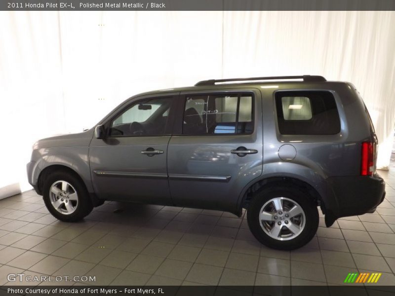 Polished Metal Metallic / Black 2011 Honda Pilot EX-L