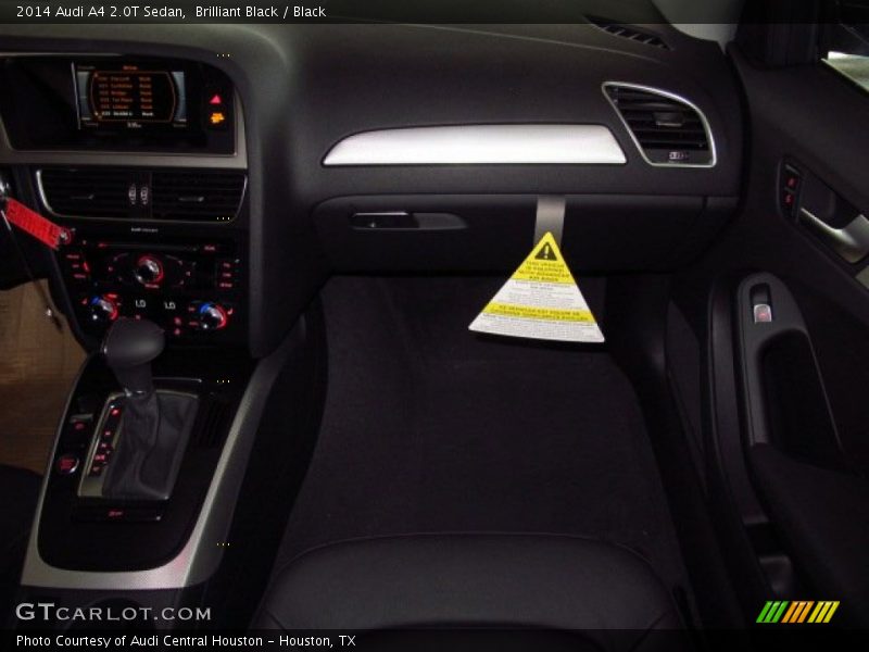 Brilliant Black / Black 2014 Audi A4 2.0T Sedan