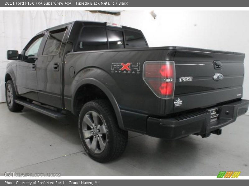 Tuxedo Black Metallic / Black 2011 Ford F150 FX4 SuperCrew 4x4