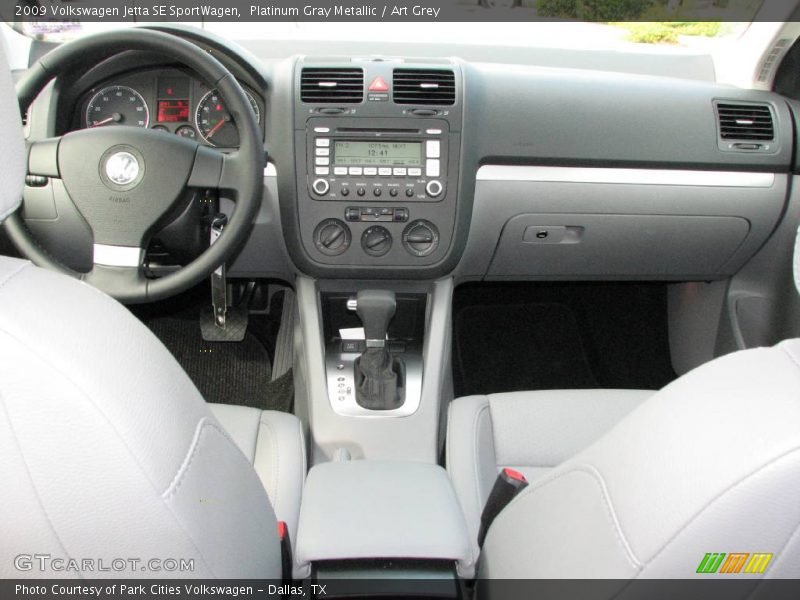 Platinum Gray Metallic / Art Grey 2009 Volkswagen Jetta SE SportWagen