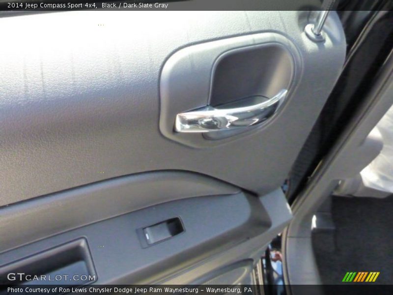 Black / Dark Slate Gray 2014 Jeep Compass Sport 4x4