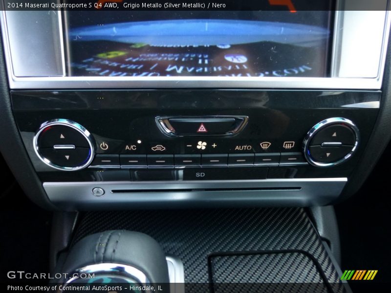 Controls of 2014 Quattroporte S Q4 AWD