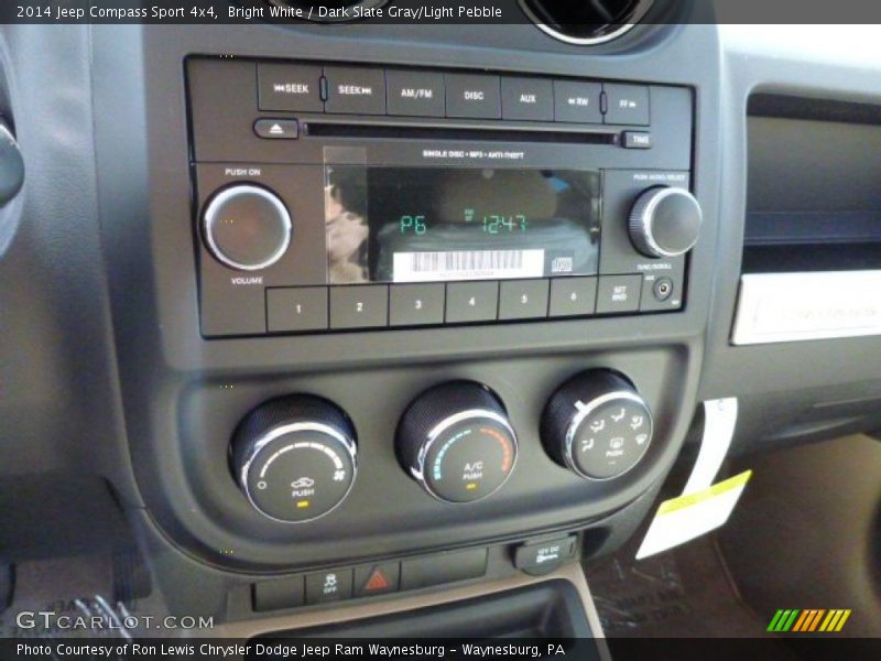 Bright White / Dark Slate Gray/Light Pebble 2014 Jeep Compass Sport 4x4