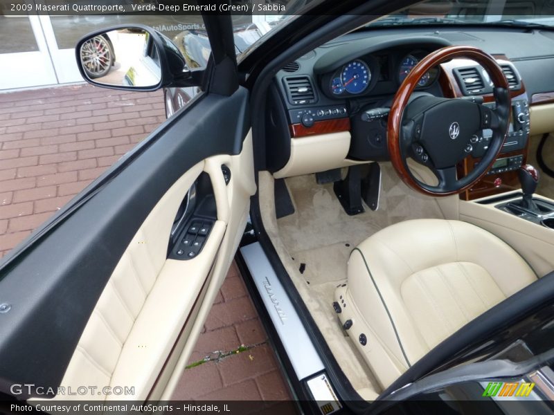 Verde Deep Emerald (Green) / Sabbia 2009 Maserati Quattroporte