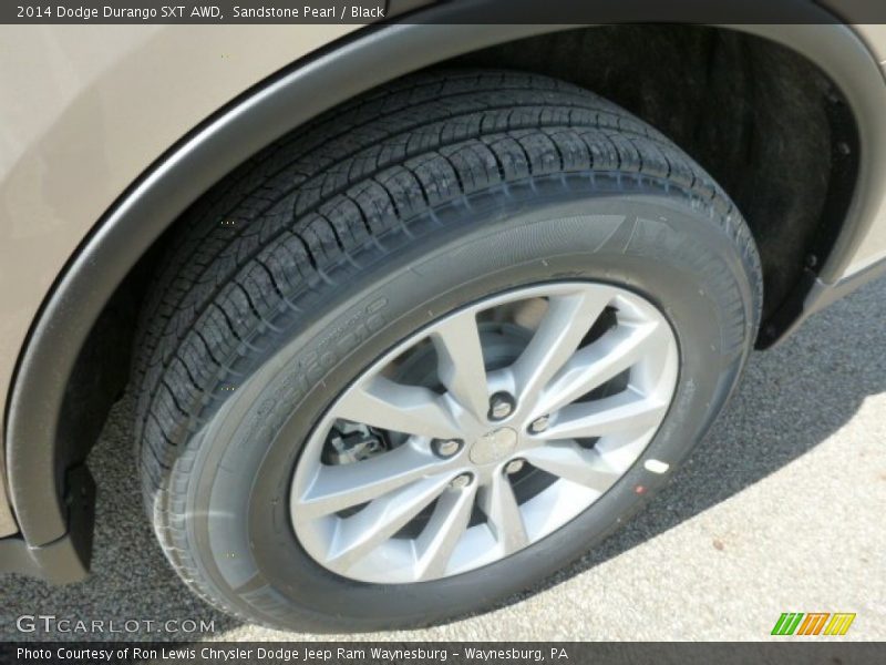 Sandstone Pearl / Black 2014 Dodge Durango SXT AWD