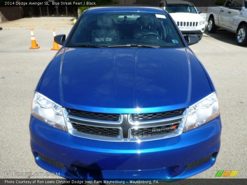Blue Streak Pearl / Black 2014 Dodge Avenger SE