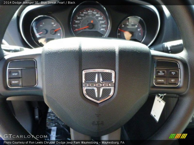 Blue Streak Pearl / Black 2014 Dodge Avenger SE