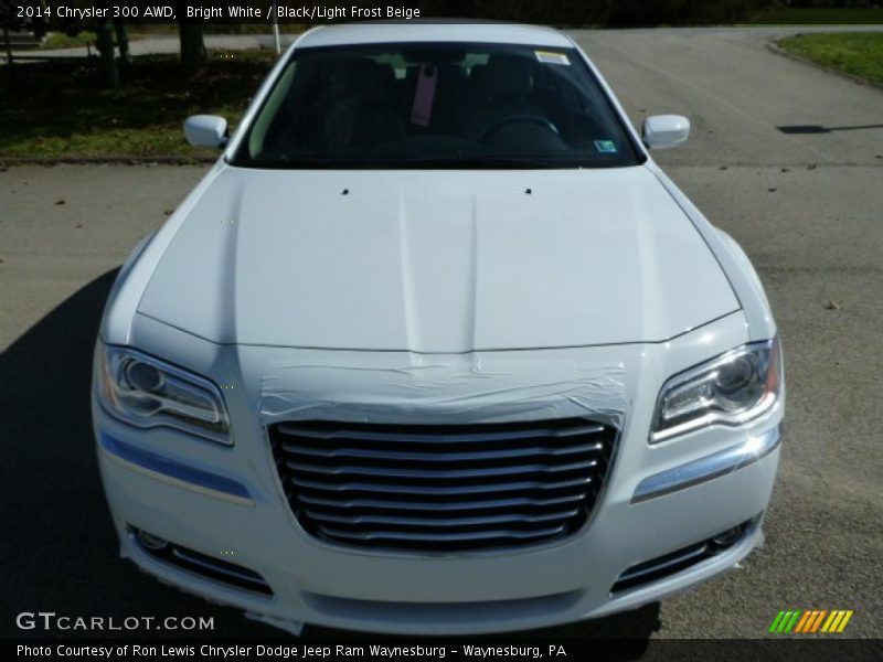 Bright White / Black/Light Frost Beige 2014 Chrysler 300 AWD