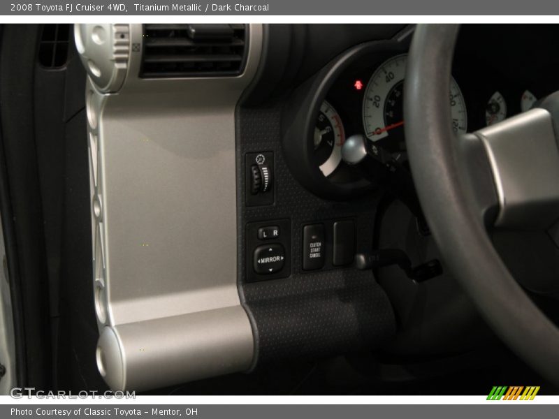 Titanium Metallic / Dark Charcoal 2008 Toyota FJ Cruiser 4WD