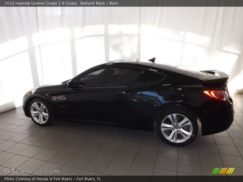 Bathurst Black / Black 2010 Hyundai Genesis Coupe 3.8 Coupe
