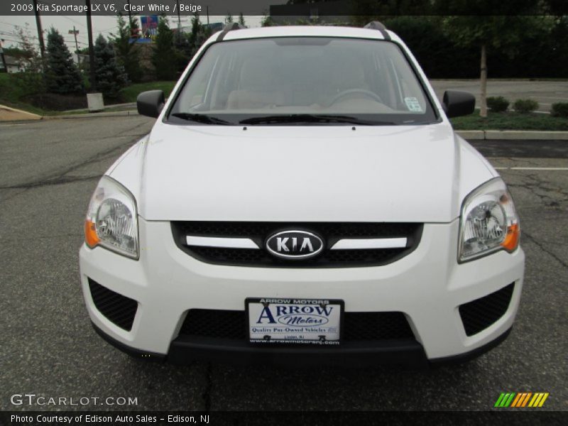 Clear White / Beige 2009 Kia Sportage LX V6