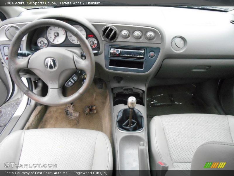 Dashboard of 2004 RSX Sports Coupe