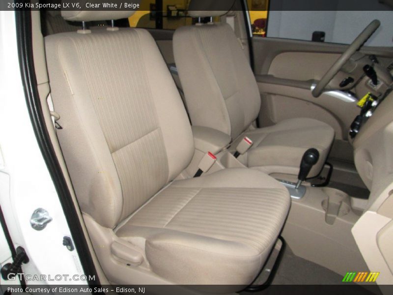 Clear White / Beige 2009 Kia Sportage LX V6