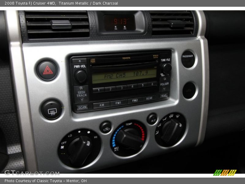 Titanium Metallic / Dark Charcoal 2008 Toyota FJ Cruiser 4WD