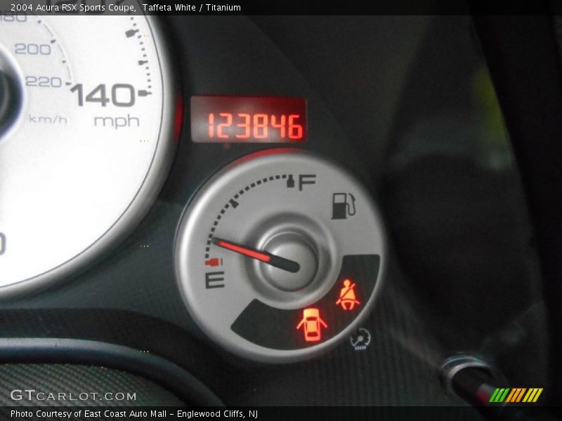 Taffeta White / Titanium 2004 Acura RSX Sports Coupe