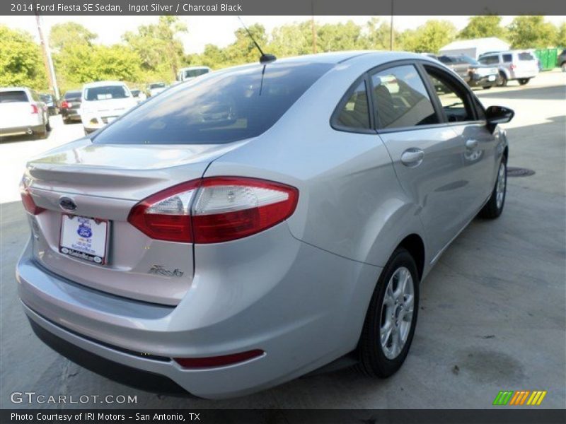 Ingot Silver / Charcoal Black 2014 Ford Fiesta SE Sedan