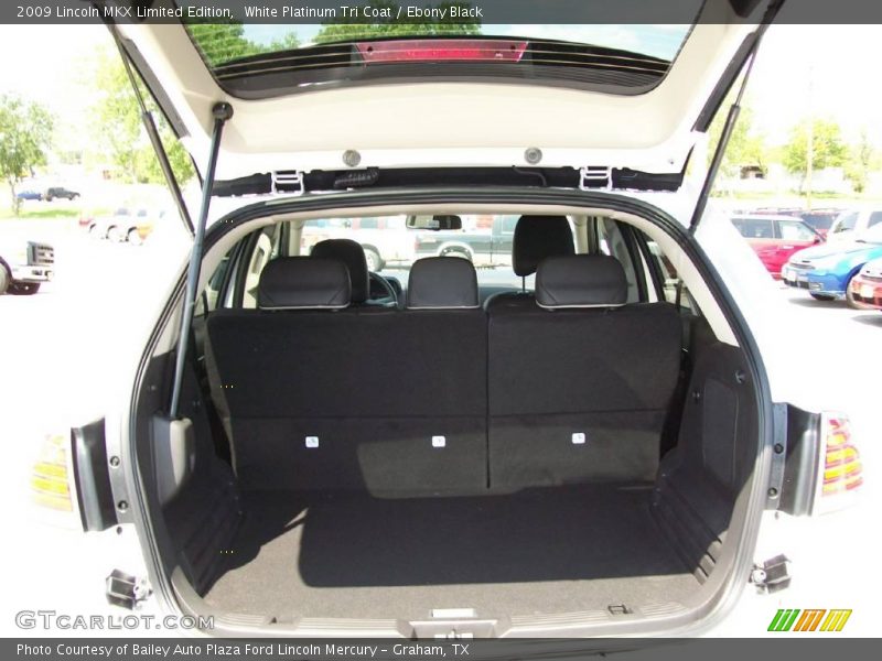 White Platinum Tri Coat / Ebony Black 2009 Lincoln MKX Limited Edition