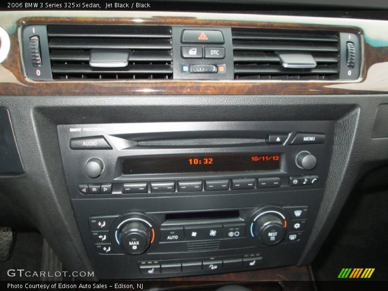 Jet Black / Black 2006 BMW 3 Series 325xi Sedan