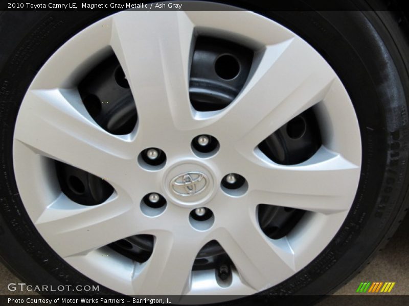 Magnetic Gray Metallic / Ash Gray 2010 Toyota Camry LE