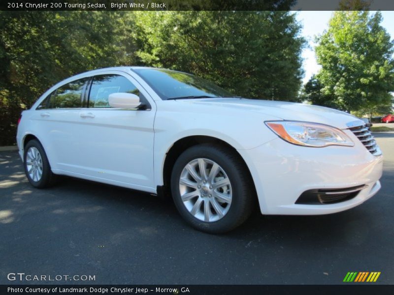 Bright White / Black 2014 Chrysler 200 Touring Sedan
