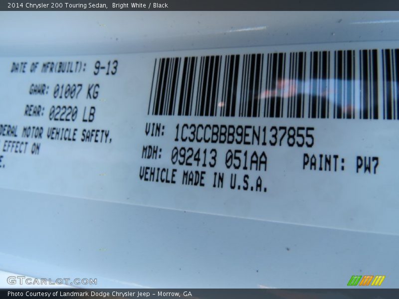 Bright White / Black 2014 Chrysler 200 Touring Sedan