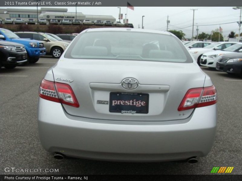 Classic Silver Metallic / Ash 2011 Toyota Camry LE V6
