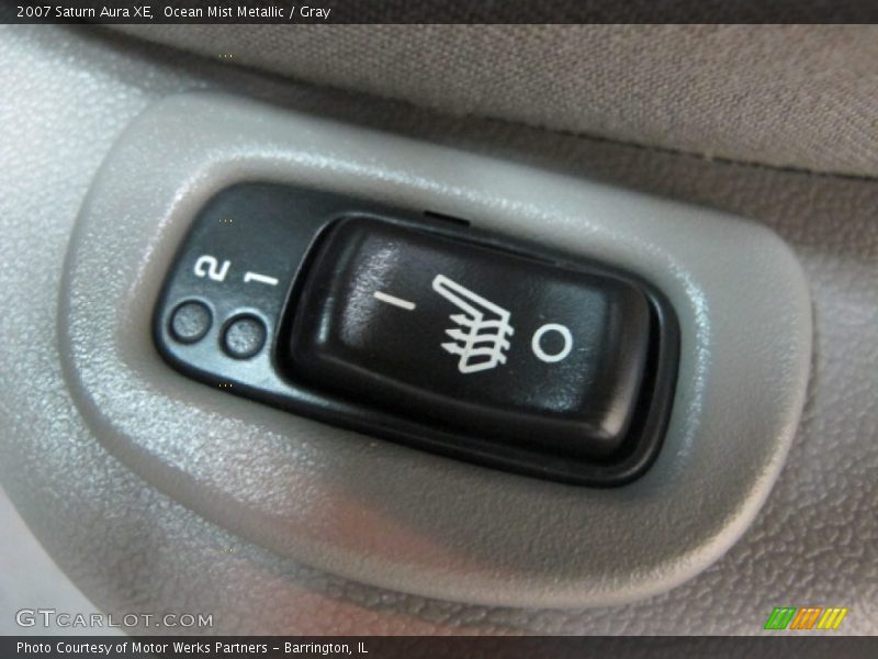 Ocean Mist Metallic / Gray 2007 Saturn Aura XE