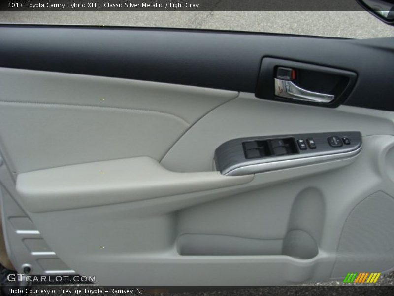 Classic Silver Metallic / Light Gray 2013 Toyota Camry Hybrid XLE