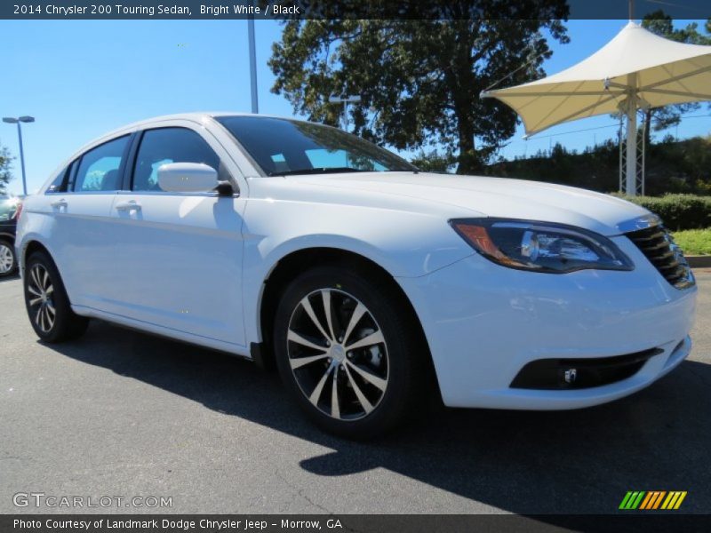 Bright White / Black 2014 Chrysler 200 Touring Sedan