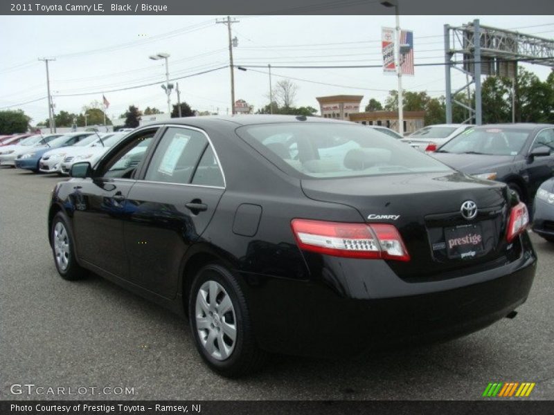 Black / Bisque 2011 Toyota Camry LE