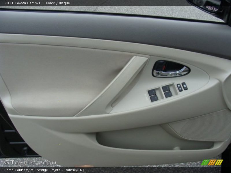 Black / Bisque 2011 Toyota Camry LE