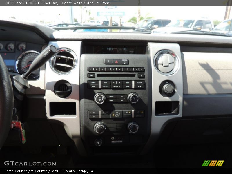 Oxford White / Medium Stone 2010 Ford F150 XLT SuperCab