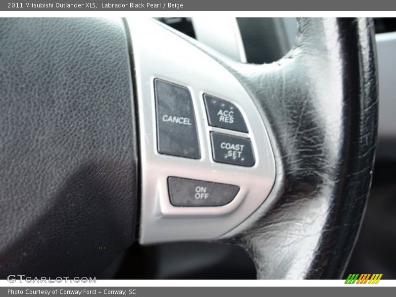 Labrador Black Pearl / Beige 2011 Mitsubishi Outlander XLS