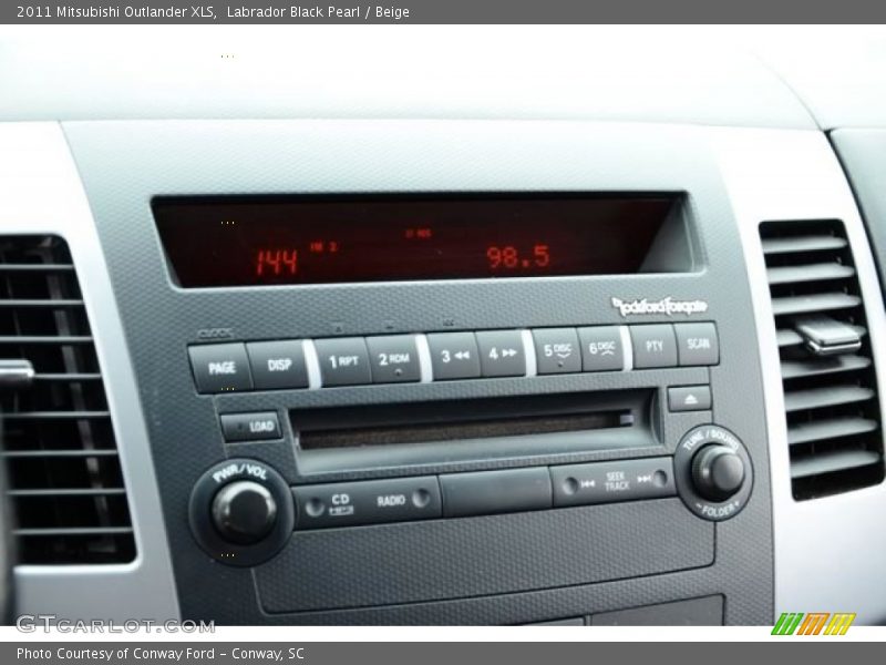 Labrador Black Pearl / Beige 2011 Mitsubishi Outlander XLS